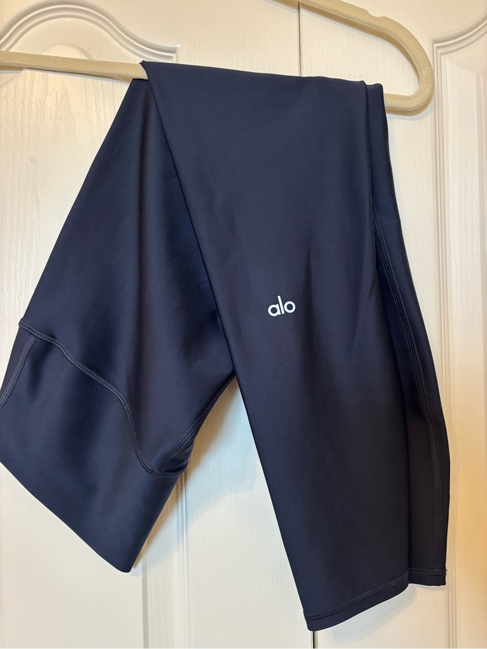 Alo 7/8 High Waist Airlift Leggings in Navy